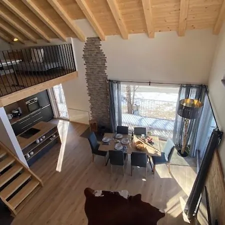 Hillside Retreat Holiday home Fresach